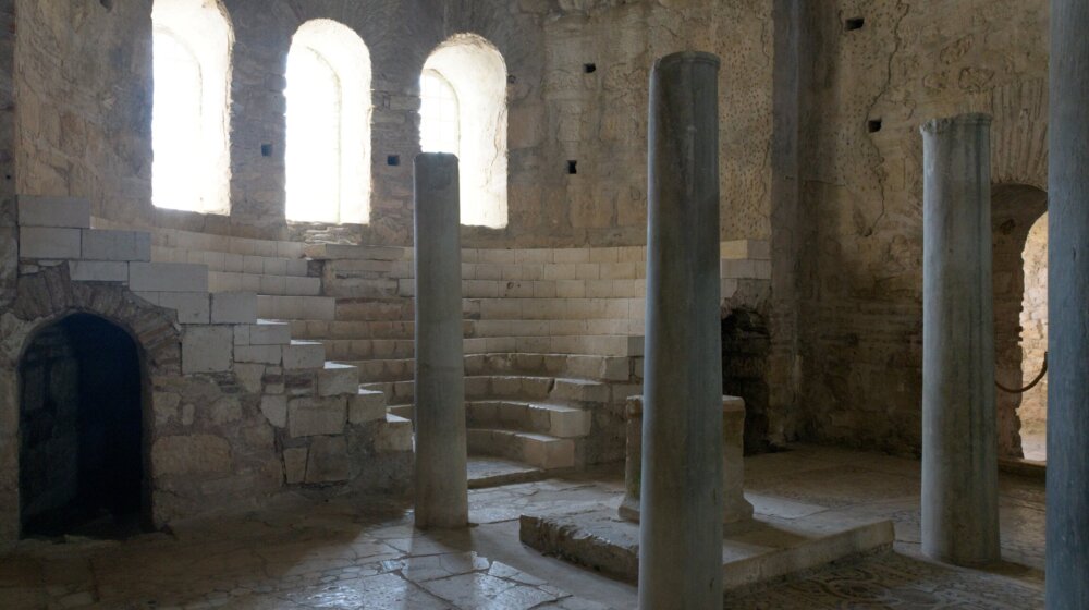 Posetili smo grad u kojem je živeo i sahranjen Sveti Nikola (FOTO) 1