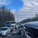 AMSS: Pojačan saobraćaj, gužva na Gradini, Preševu i Batrovcima 2