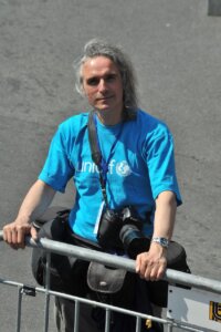 "Zadatak fotografije je da sačuva objektivnost u novinarstvu": Izložba fotografija Zorana Jovanovića Mačka 2