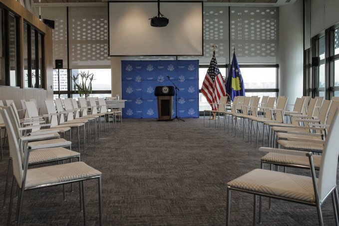 U Ambasadi SAD u Prištini sve spremno za današnji okrugli sto o formiranju ZSO 1