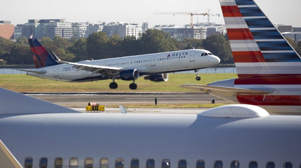 Kako je došlo do prevrtanja aviona u Torontu? 1