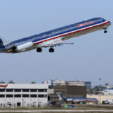 Zapalio se avion sa više od 160 putnika iznad Katmandua, razlog - ptica uletela u motor 5