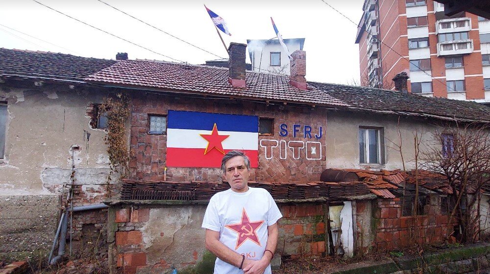 “Volim Jugoslaviju, volim bratstvo i jedinstvo”: Kuća Mitra iz Zaječara liči na muzej posvećen Titu 1