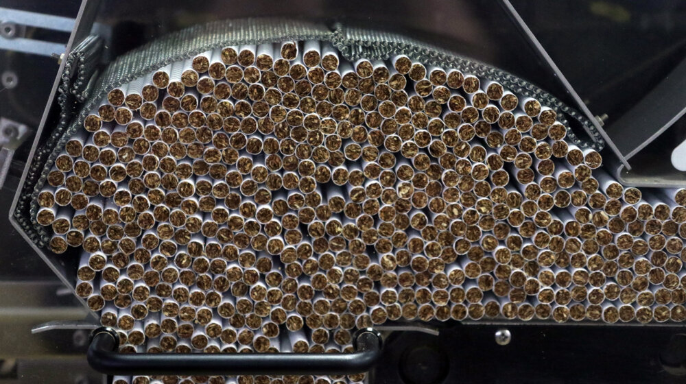 Španija razbija lanac eksploatacije Ukrajinaca, koji upravljaju ilegalnim fabrikama duvana 1