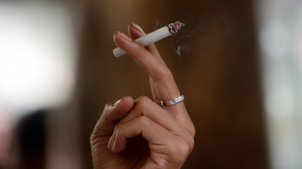 Više od četvrtine stanovnika Srbije, starosti 15 godina i više, svakodnevno puši cigarete 15