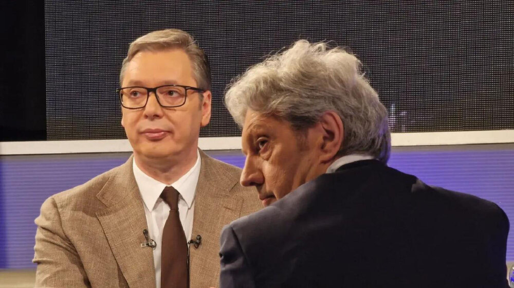 Još jedna medijska pompa: Zašto je Vučić odustao od najavljenog pokazivanja dokumenata o Tadićevoj porodici u Ćirilici? 1