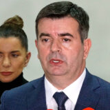 Mirsad Đerlek: Hirurzi će dobijati platu na osnovu broja operacije 15