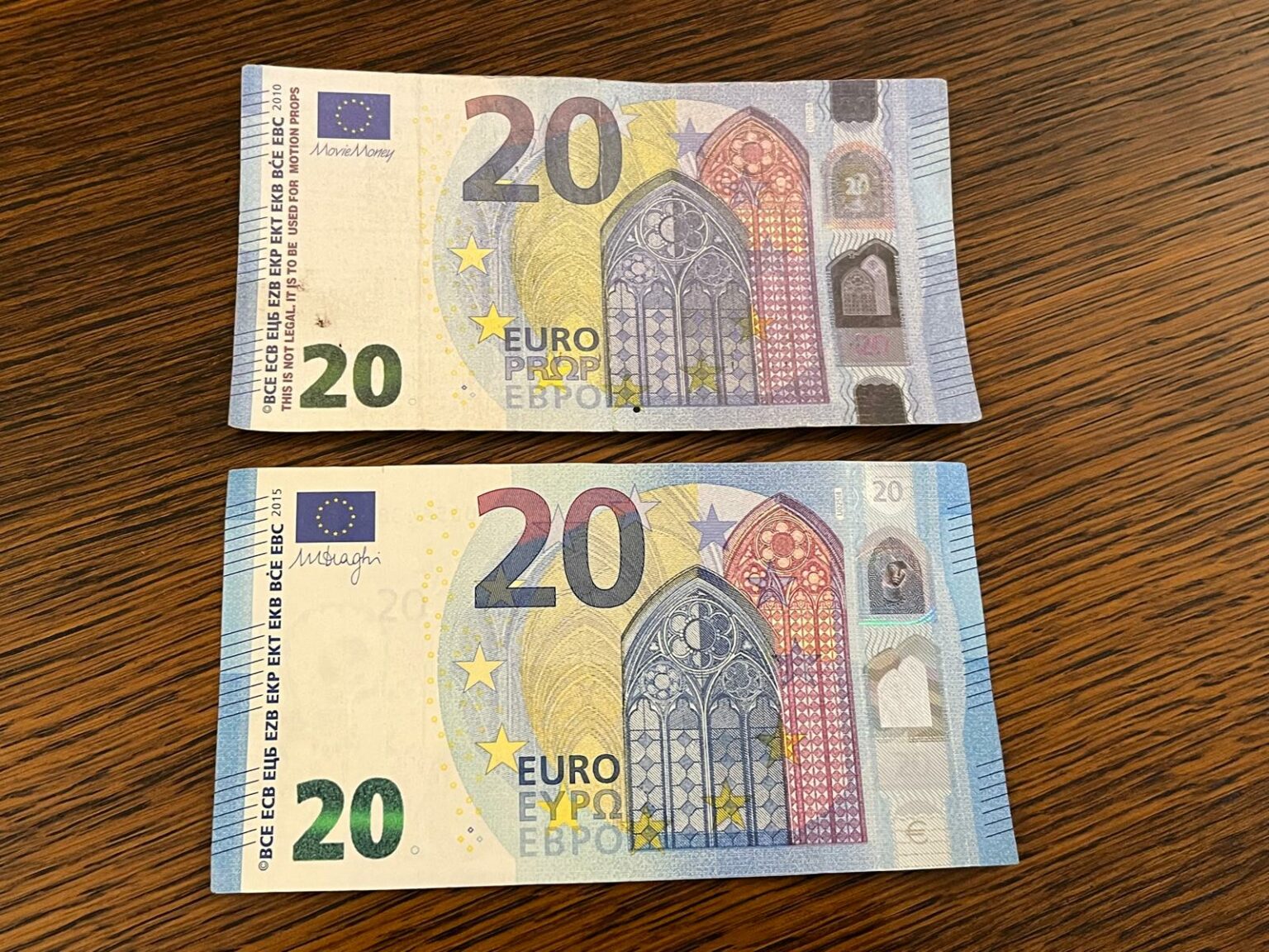 Kako da razlikujete lažnu od prave novčanice evra? 2
