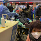Kina zbog novog talasa epidemije apeluje da se manje putuje i da se nose maske 11