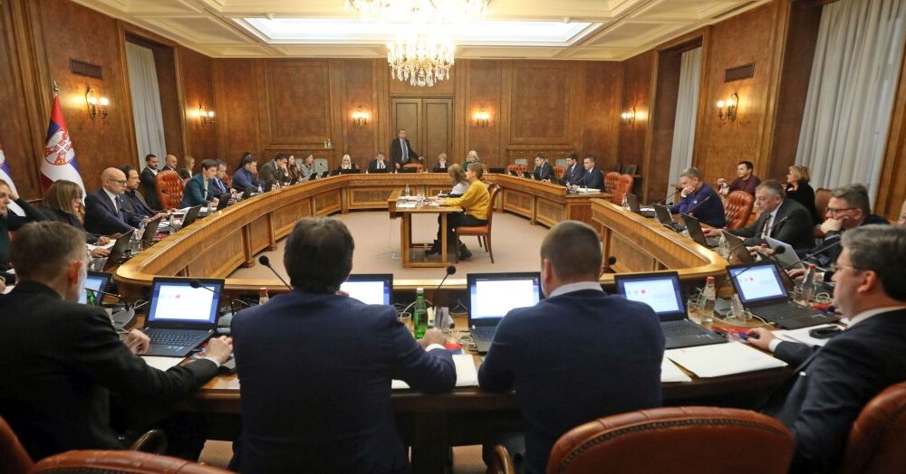 Ministri skoro nevidljivi za javnost: Da li u Srbiji odgovornost za društvene prilike nosi samo jedan čovek? 1
