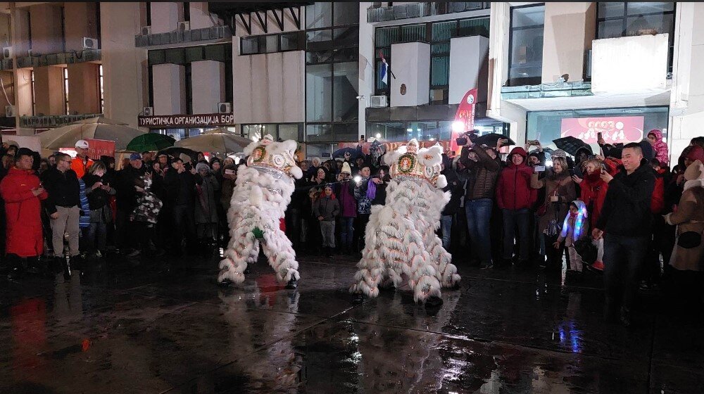Kineska Nova godina proslavljena u Boru: Ples lavova, tradicionalna kuhinja, kao i umetnici iz Kine oduševili okupljene građane 1