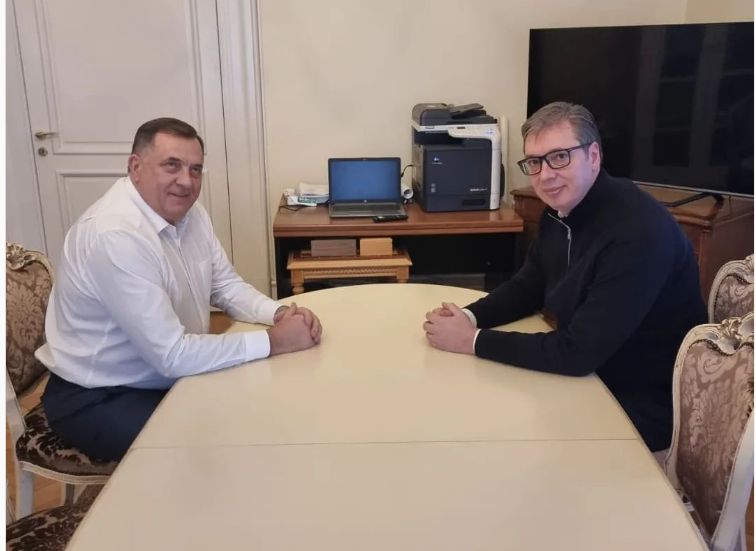 "Na stolu, kao što vidite, nema ničega, jer smo sav podvarak pojeli": Sastali se Vučić i Dodik 1