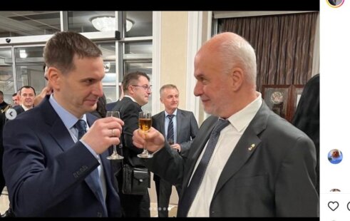 Da li će se Novi DSS, POKS i NS priključiti savezu Dveri i Zavetnika? 4