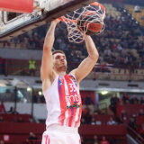 Crvena zvezda i bez Kampaca, "brejkom" u Valensiji, prebolela poraz od Barselone 3