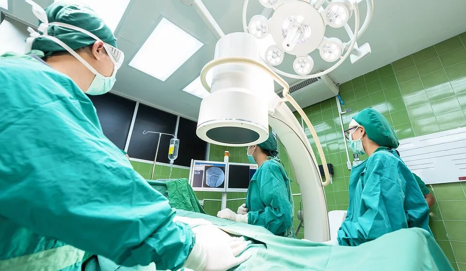 Lekari iz Londona uradiće transplantaciju bubrega u Tiršovoj 11