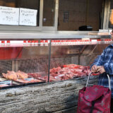 Vlada ukinula ograničenje cene mesa 15