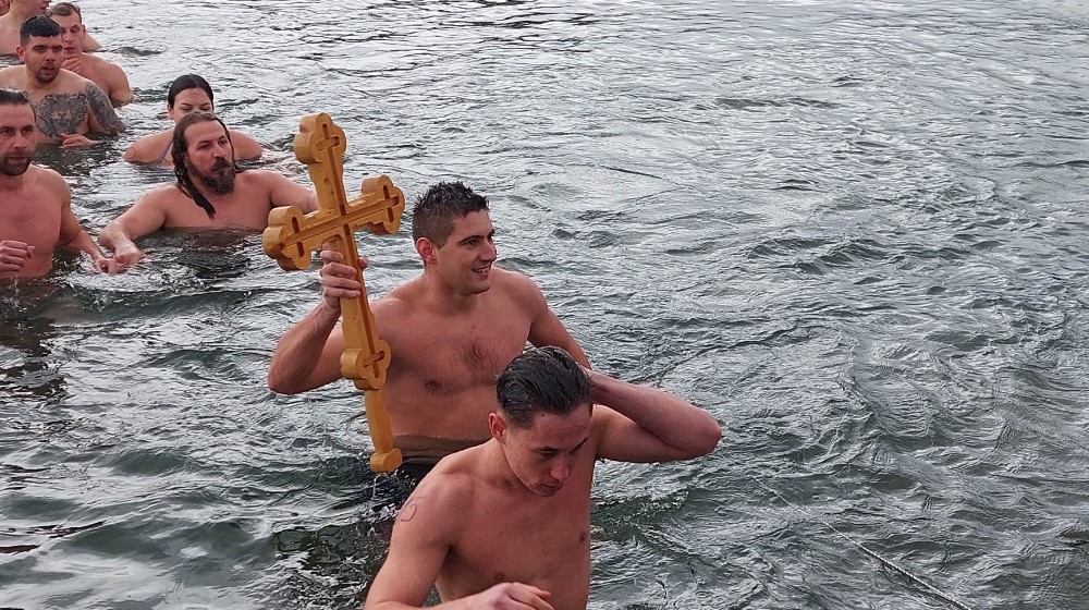 Nemanja Trifunović pripadnik vatrogasno spasilačke brigade pobednik plivanja za Časni krst u Zaječaru 2