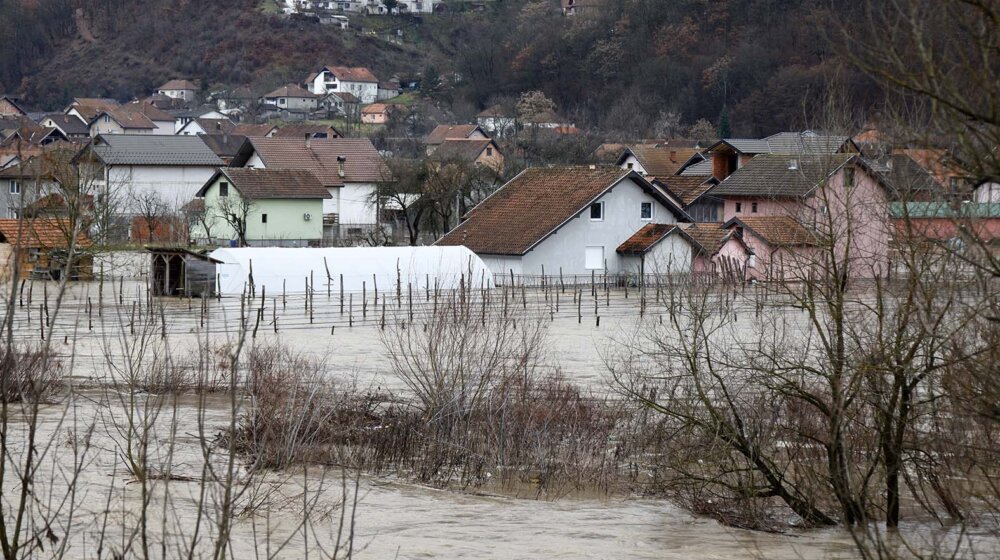 Nivo reka opada, vanredna situacija na snazi u devet opština 1