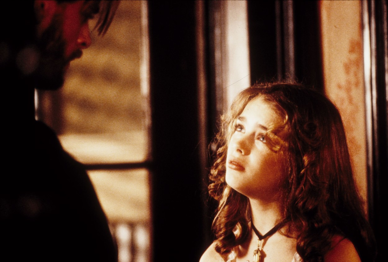 "Moj prvi dan na setu bilo je snimanje gole scene": Uznemirujuća istorija tinejdžerske golotinje na filmu 3 "Moj prvi dan na setu bilo je snimanje gole scene": Uznemirujuća istorija tinejdžerske golotinje na filmu 3