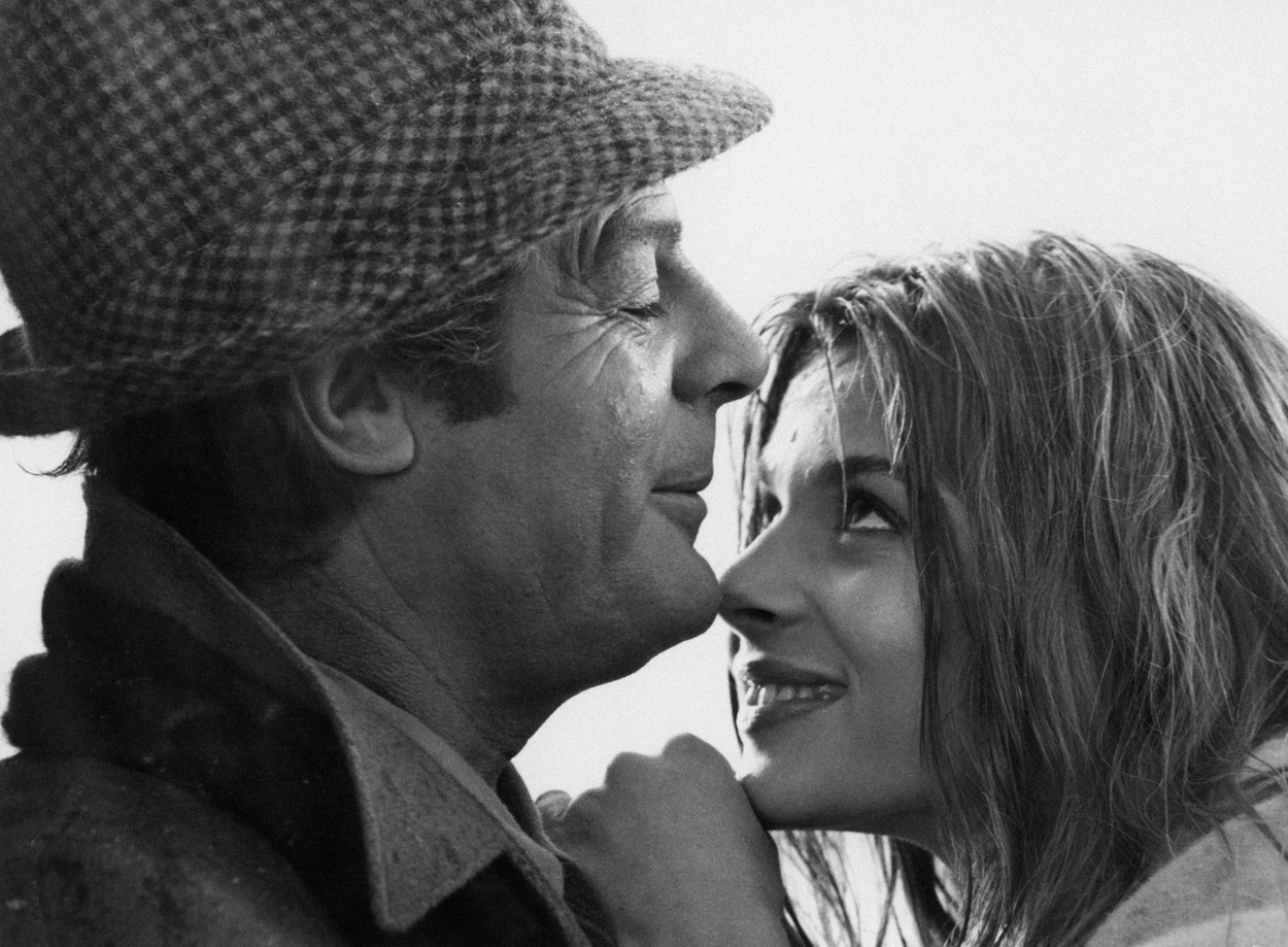 "Moj prvi dan na setu bilo je snimanje gole scene": Uznemirujuća istorija tinejdžerske golotinje na filmu 2 "Moj prvi dan na setu bilo je snimanje gole scene": Uznemirujuća istorija tinejdžerske golotinje na filmu 2