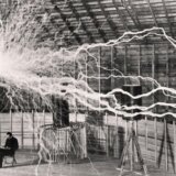 Munje na Kuli Beograd oživele lik Nikole Tesle, čoveka koji je doneo svetlost planeti (VIDEO) 6