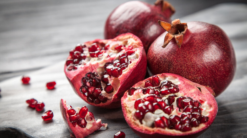 Bez nereda i crvenih fleka: Imamo trik za brzo čišćenje nara, a potrebni su vam samo činija i voda (VIDEO) 1