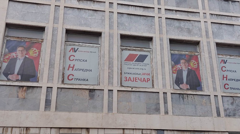 SNS Zaječar: Zbog paljenja sveća i kletvi očekujemo reakciju predstavnika Srpske pravoslavne crkve 1