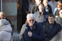 The writer Dejan Tiago-Stankovic, who died suddenly on December 21 at the age of 58, was cremated at the New Cemetery.Pisac Dejan Tiago-Stankovic koji je iznenada preminuo 21. decembra u 58. godini kremiran je na Novom groblju. Dejan Tiago Stanković ispraćen na kremaciju na Novom groblju 6