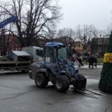 Počelo uklanjanje novogodišnje rasvete u Zaječaru 8
