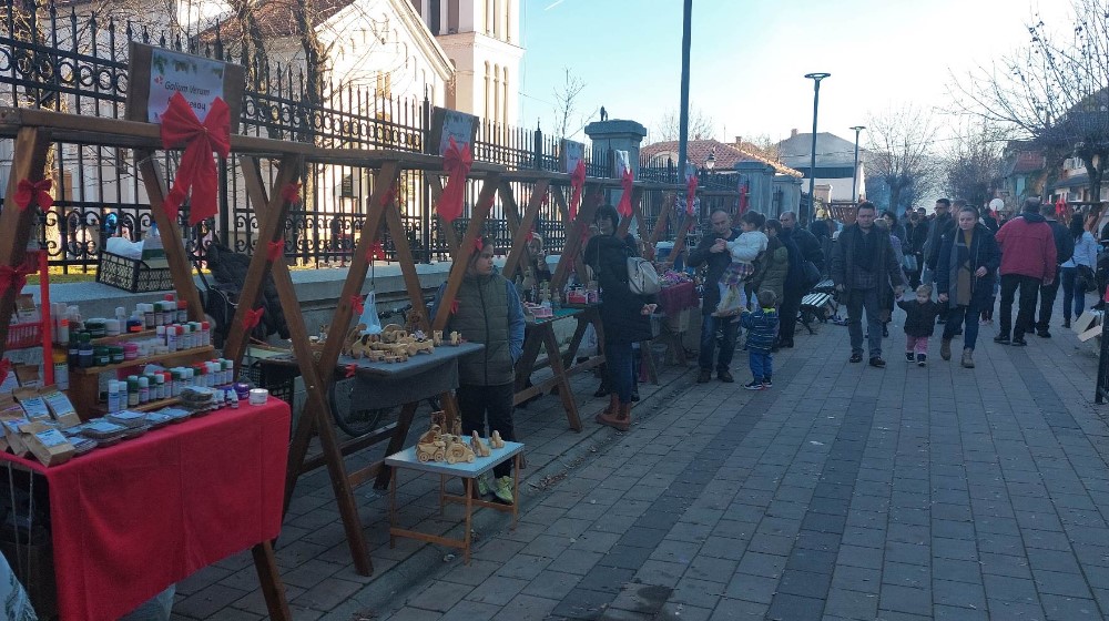 U Zaječaru i ove godine organizovana „Ulica božićne radosti” 2 U Zaječaru i ove godine organizovana „Ulica božićne radosti” 2