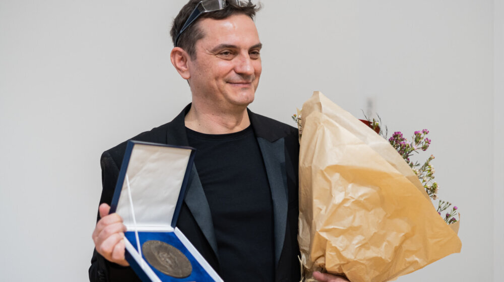 Miroslavu Kariću nagrada „Lazar Trifunović” za tekst „Studija slučaja“ 1