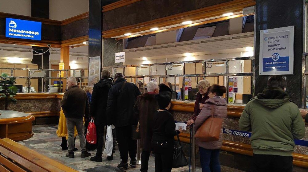 Pošta Srbije: Do 15.00 stiglo skoro 96.000 zahteva za vaučere za odmor u Srbiji 1