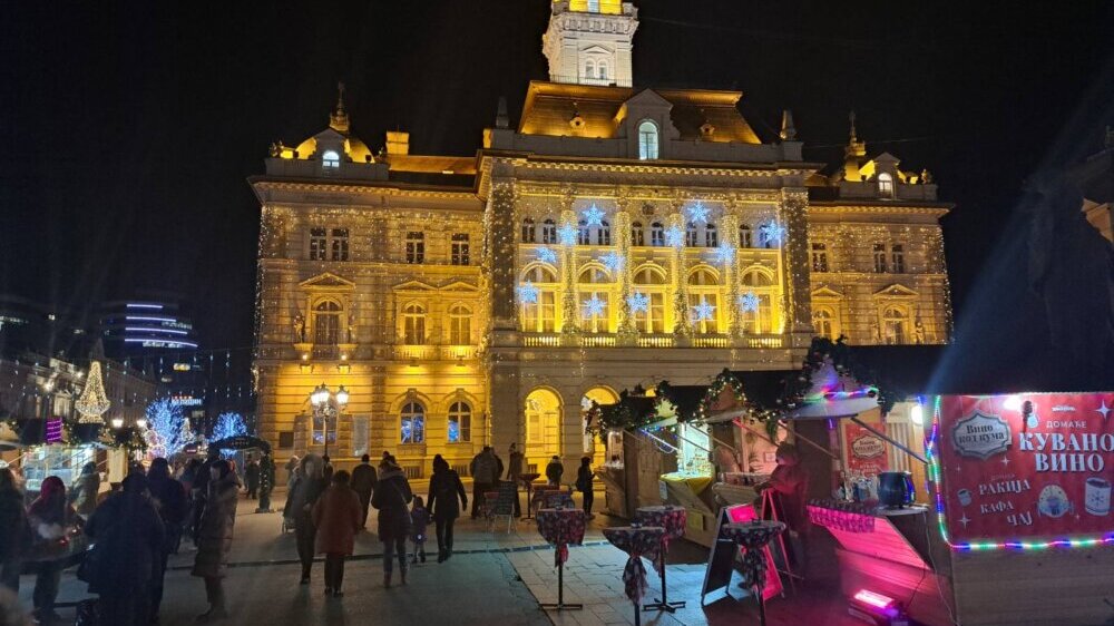 Božić u Novom Sadu nekada: Trke na konjima, korinđaši, vertepi i obilna trpeza sa "đavoljim kuglicama" 2