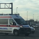 Beogradska Hitna pomoć: U saobraćajnoj nesreći kod Poštanske štedionice teško povređen motociklista 10