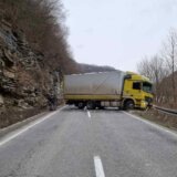 Troje povređeno u saobraćajnoj nesreći kod Prijepolja 14