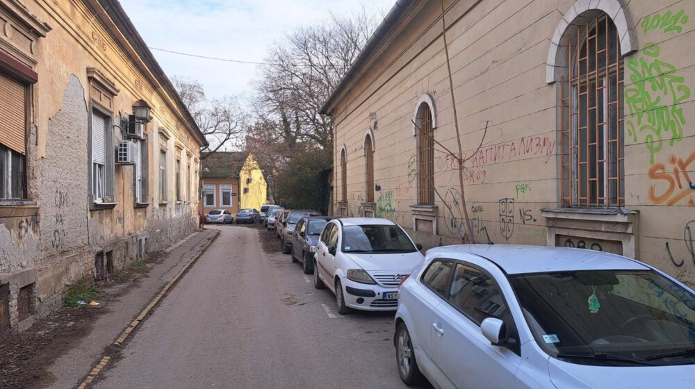 Podbaru progutao investicijski urbanizam: Novosađani peticijama traže trotoare 1