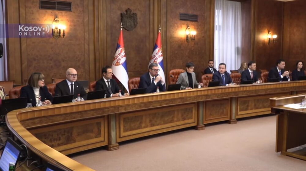 Vlada nakon sednice saopštila: Vučić tražio punu posvećenost, marljivost, još žešći i snažniji rad 1