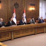 Vlada nakon sednice saopštila: Vučić tražio punu posvećenost, marljivost, još žešći i snažniji rad 11
