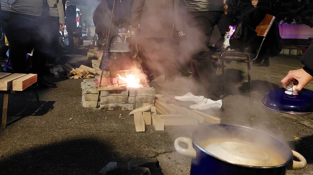 Zaječarci dočekali Novu godinu po julijanskom kalendaru uz vatromet i koncert 2