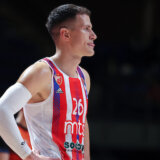 (VIDEO) "Pobeda za Miloša i Stefana Stojanovića": Nemanja Nedović trijumf u Valensiji posvetio ranjenim Srbima na Kosovu 1