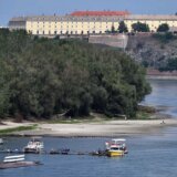 Agencija za upravljanje lukama: Na rekama u Srbiji 2023. pretovareno manje tereta 8