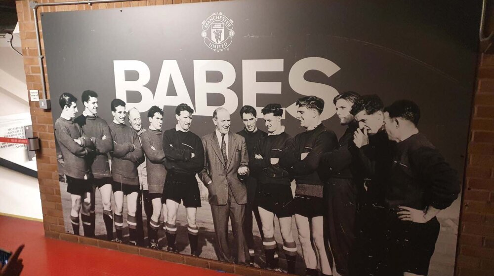 Mančester je sleteo u Batajnicu 1