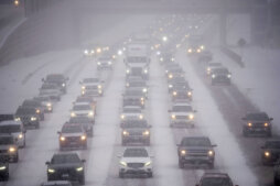 Ogromna snežna oluja pogodila veliki deo SAD (FOTO) 2