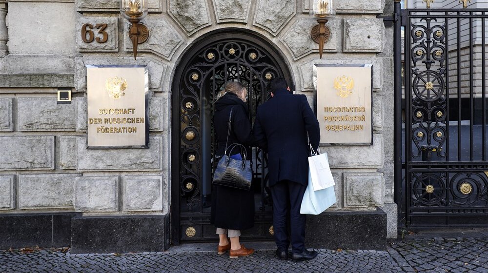 Tužilaštvo u Berlinu proverava Ruski dom: Kršili sankcije, širili propagandu Kremlja 1