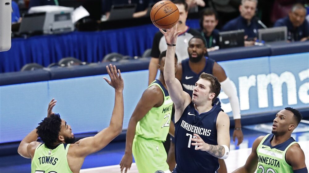 Luka Dončić častio celu vaterpolo reprezentaciju Srbije 1