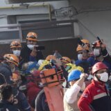 Muškarac izvučen živ iz ruševina u Turskoj nakon 149 sati 5