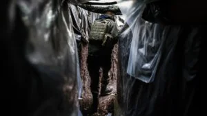 Pariz i London prvi su zvanično najavili slanje mirovnih trupa u Ukrajinu, kad se okonča rat. Ali, kako bi to uopšte izgledalo? I da li će se usuditi ukoliko nemaju podršku američke vojske?