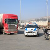 Granični prelaz otvoren prvi put za 35 godina: Kamioni sa pomoći iz Jermenije stigli u Tursku 11