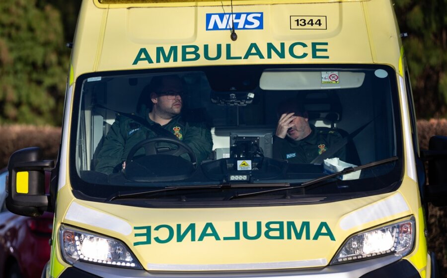 Jedan pacijent umre na svaka 23 minuta u Engleskoj čekajući hitnu pomoć 1