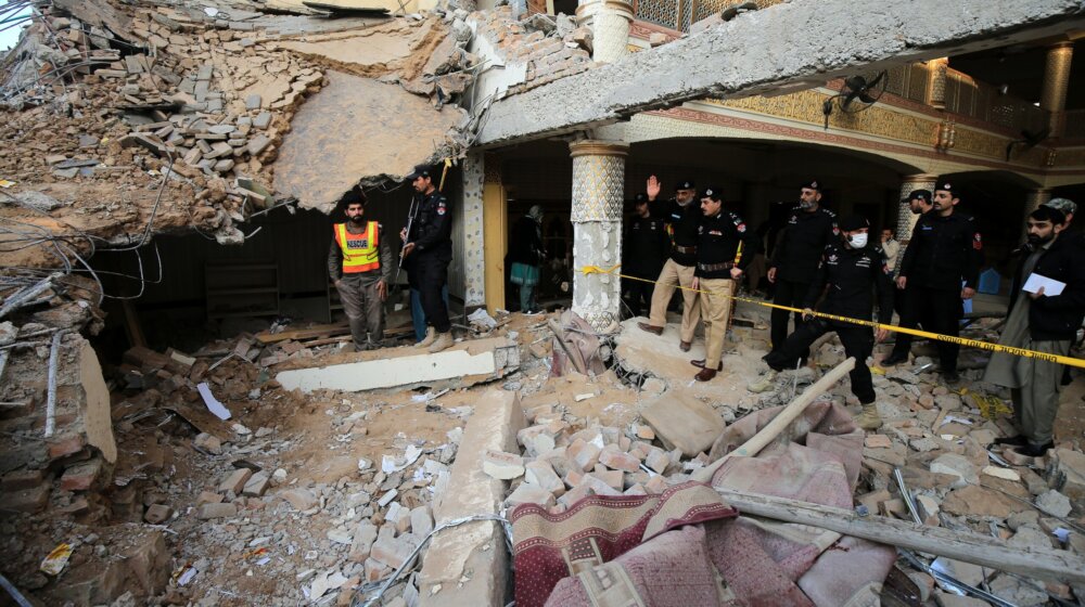 Bombaš prerušen u policajca ubio više od 100 ljudi 1